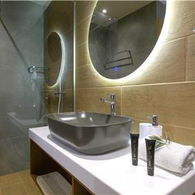 3 bedroom villa with pool & sea view, near Acharavi, sleeps 6